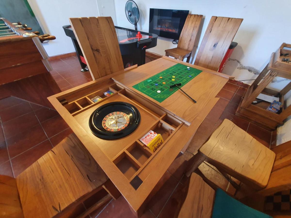 Lola - Casa Con Futbolín-billar-diana - 6pax * Gijón