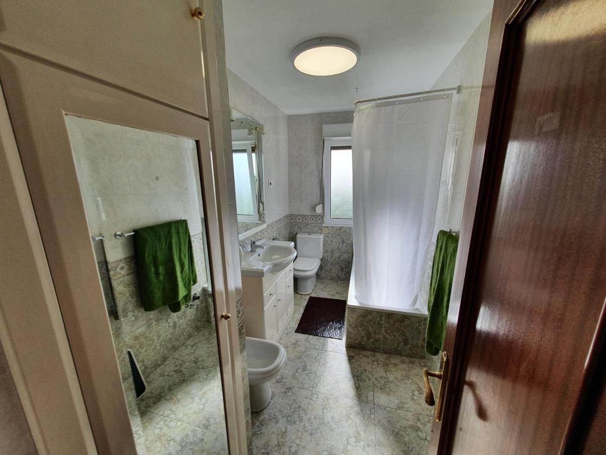 Lola - Casa Con Futbolín-billar-diana - 6pax Gijón