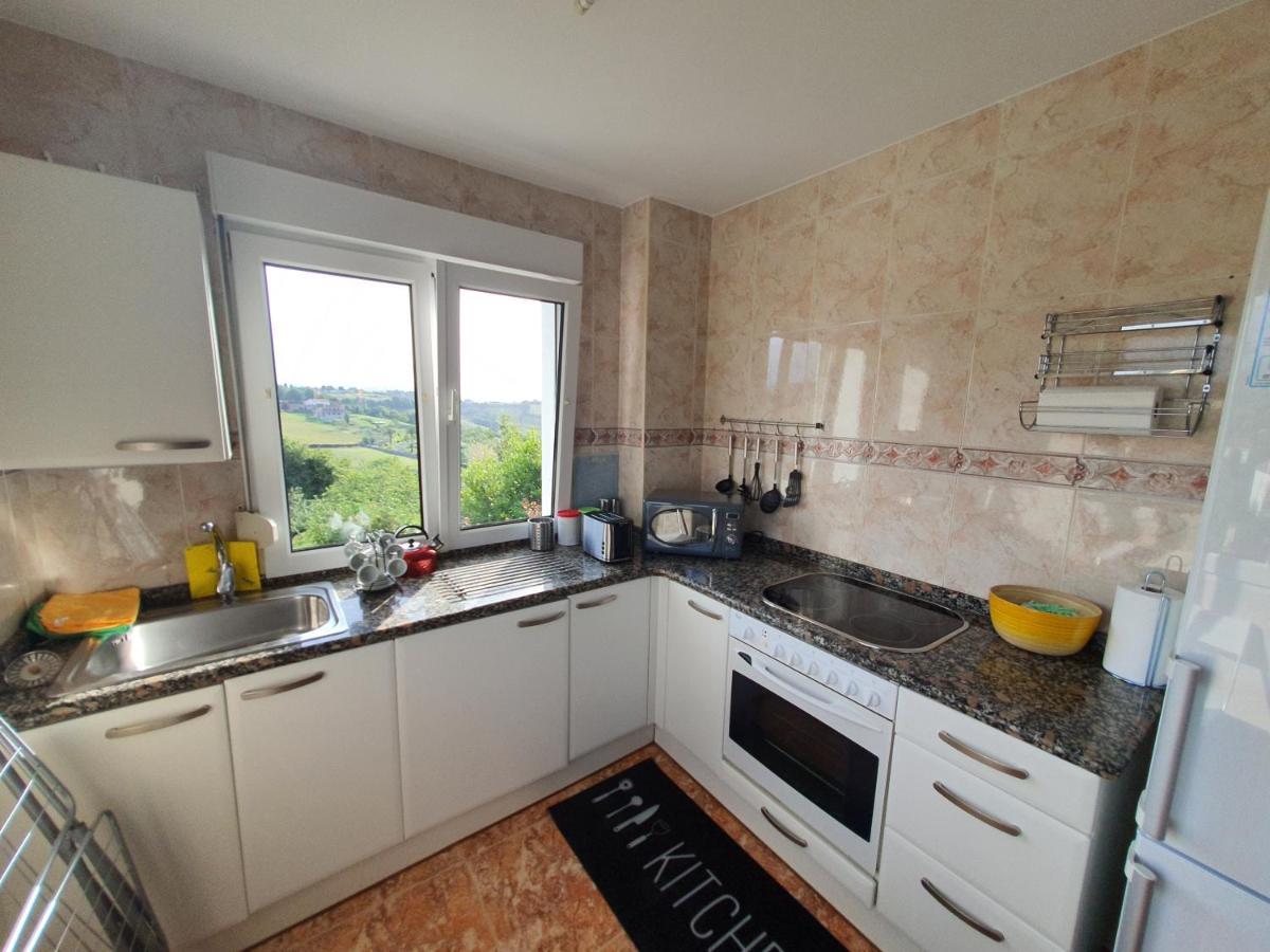 Lola - Casa Con Futbolín-billar-diana - 6pax