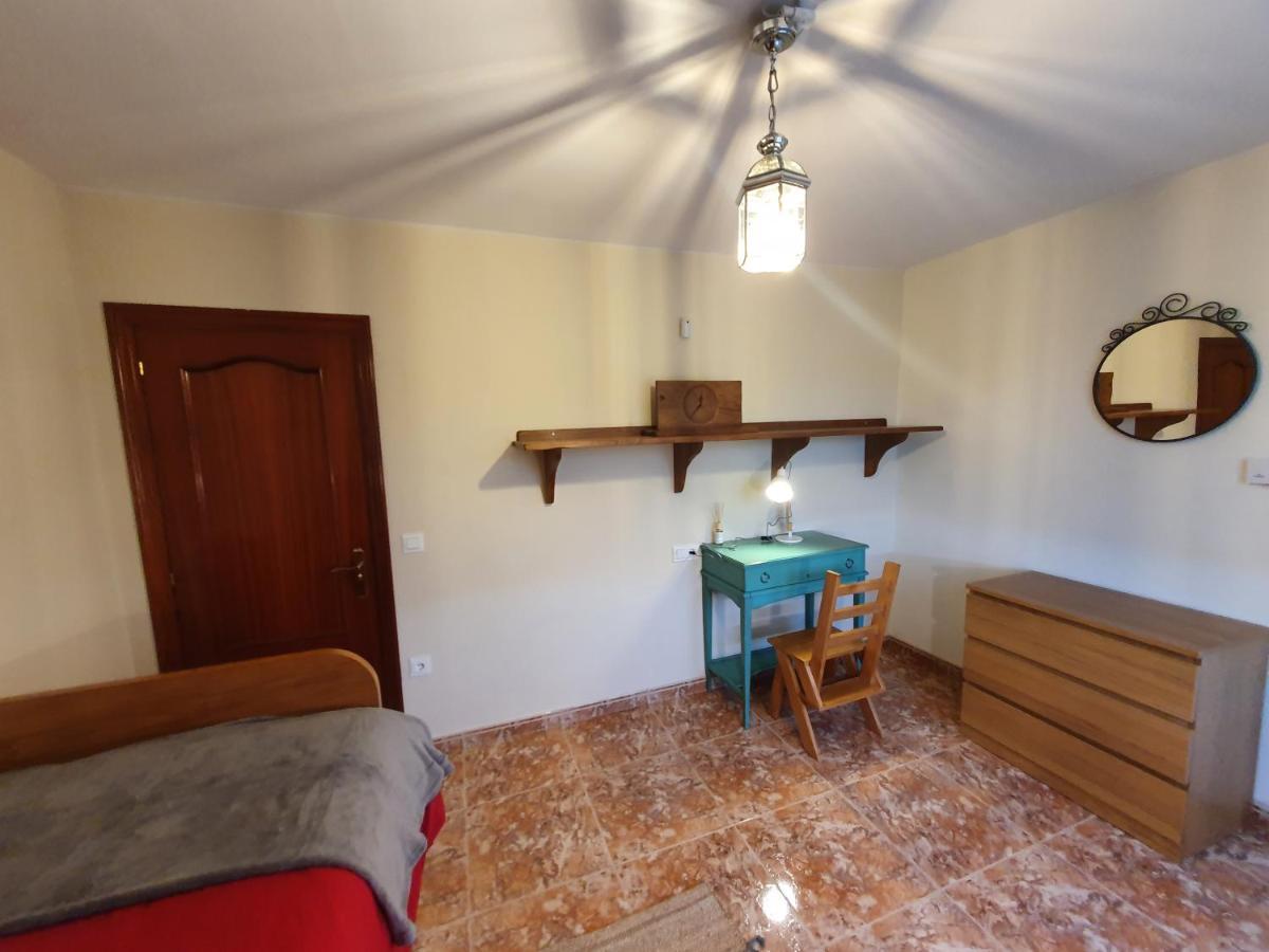 Сasa de vacaciones Lola - Casa Con Futbolín-billar-diana - 6pax