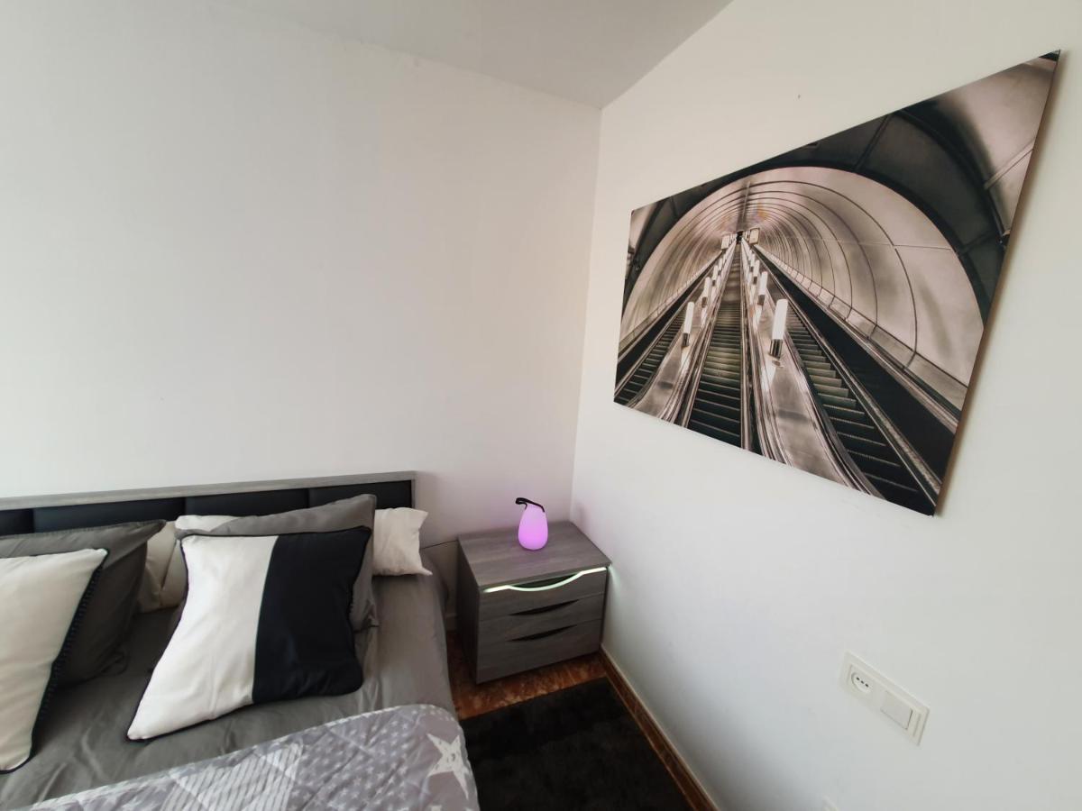 Lola - Casa Con Futbolín-billar-diana - 6pax Gijón